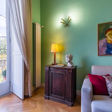 A Piazza Cavour By Wonderful Italy Nápoles